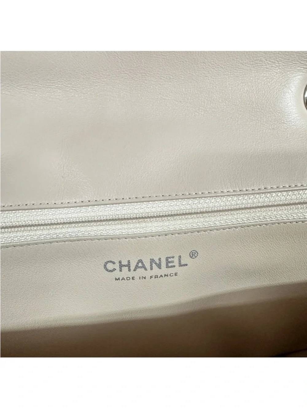 CHANEL authentic handbag